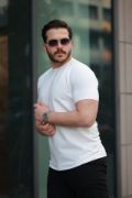 Erkek Kısa Kollu çizgi Kabartma Detaylı T-shirt resmi